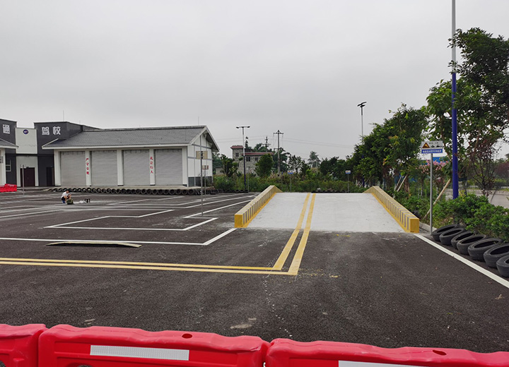 摩托車項目訓練場地